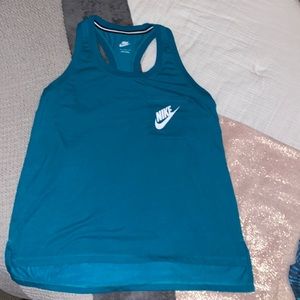 teal nike tank top